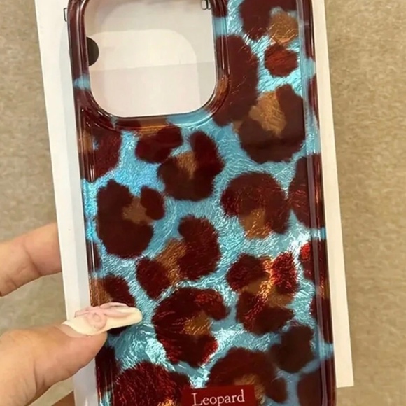 iPhone case - Picture 1 of 3